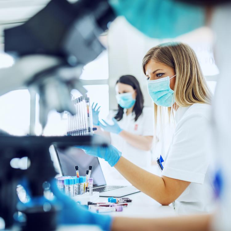 Lab Researcher